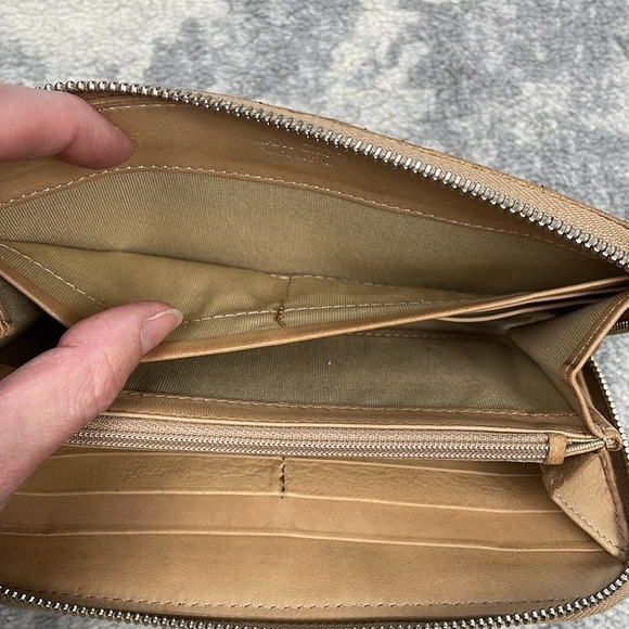 Jimmy Choo Filipa Zip Around Leather Star Studded Wallet Long Tan Silver - Picture 11 of 17